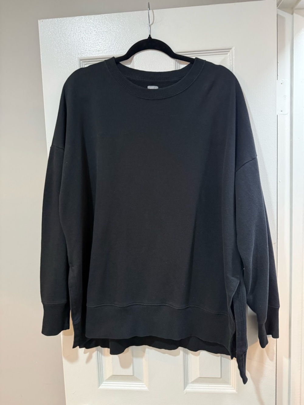 Black aerie sweatshirt